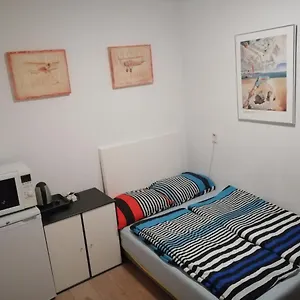 Need, A Comfy Place Bed and breakfast